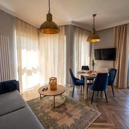 Golden Pearl Appartement *